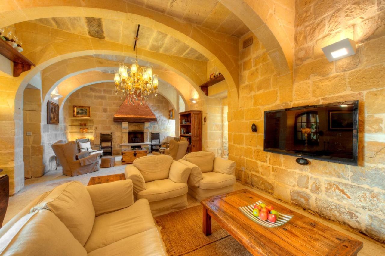 Villa Dar Il-wied Għarb